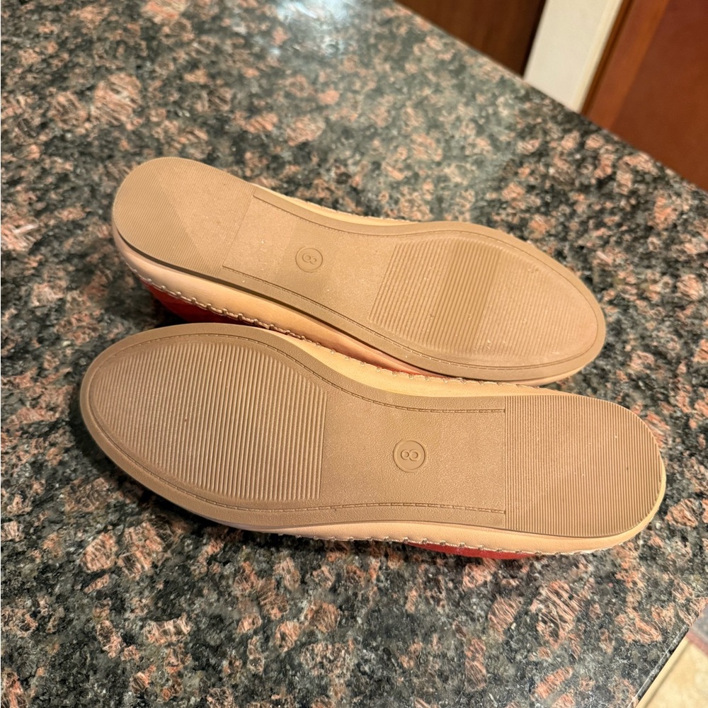 Universal thread womens size 8 flats moccasins slip on rust burnt red shoes - Picture 2 of 5